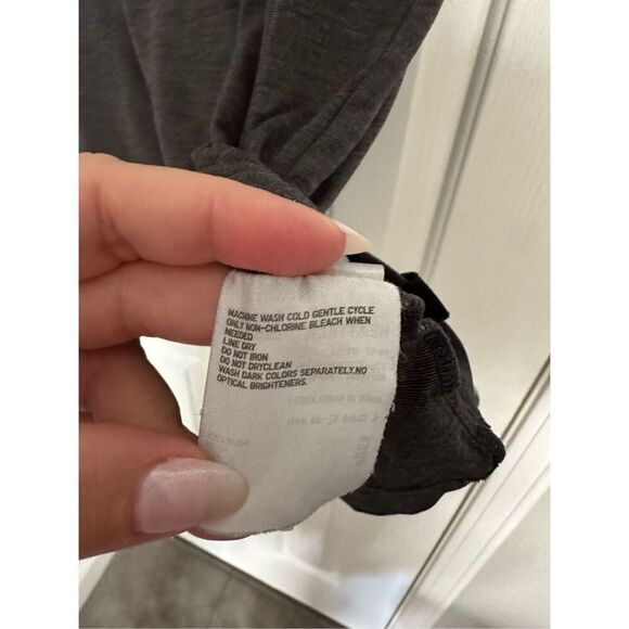 Uniqlo heattech men’s gray crewneck T-shirt size large - Picture 9 of 10